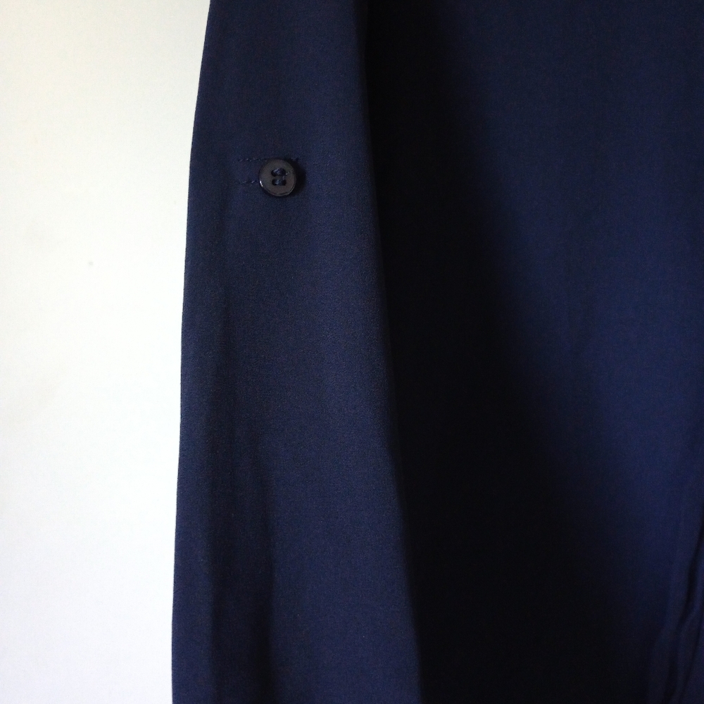 41 Hawthorn Navy Blouse With Roll Up Sleeves Size Medium - Picture 4 of 11